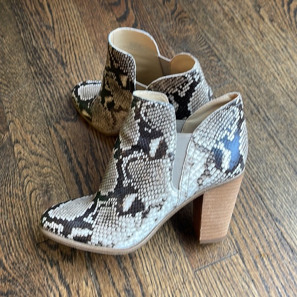 Snakeskin Booties - Picture 8 of 9